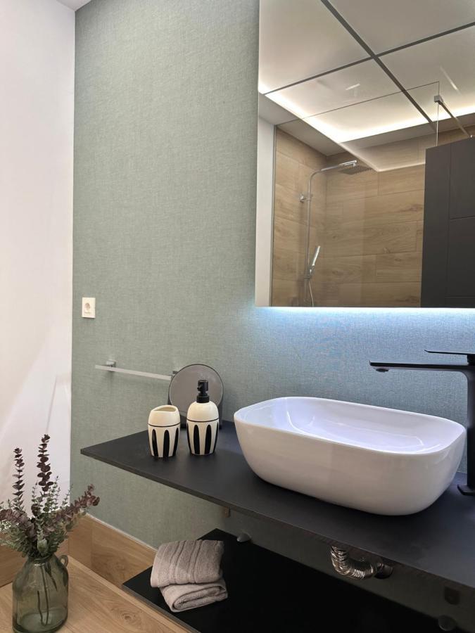 גרנדה Suites 18 - Hostatel מראה חיצוני תמונה